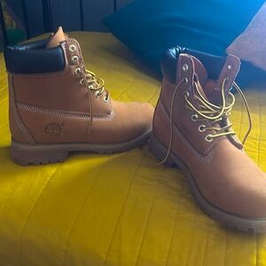 Timberland Men  ( Knock offs) Never worn